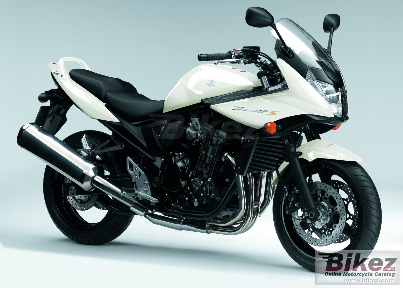 Big Suzuki bandit 650 sa picture and wallpaper from Bikez.com